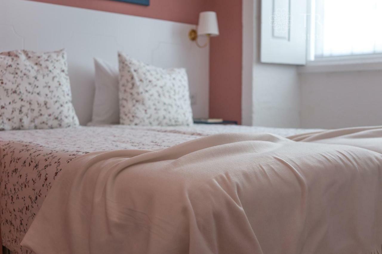 Oporto Centre Clean & Cozy Apt 1 ภายนอก รูปภาพ