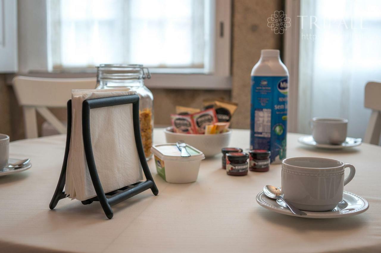 Oporto Centre Clean & Cozy Apt 1 ภายนอก รูปภาพ